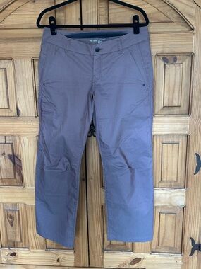 ARC’TERYX Trim Fit Cropped Hiking Pants